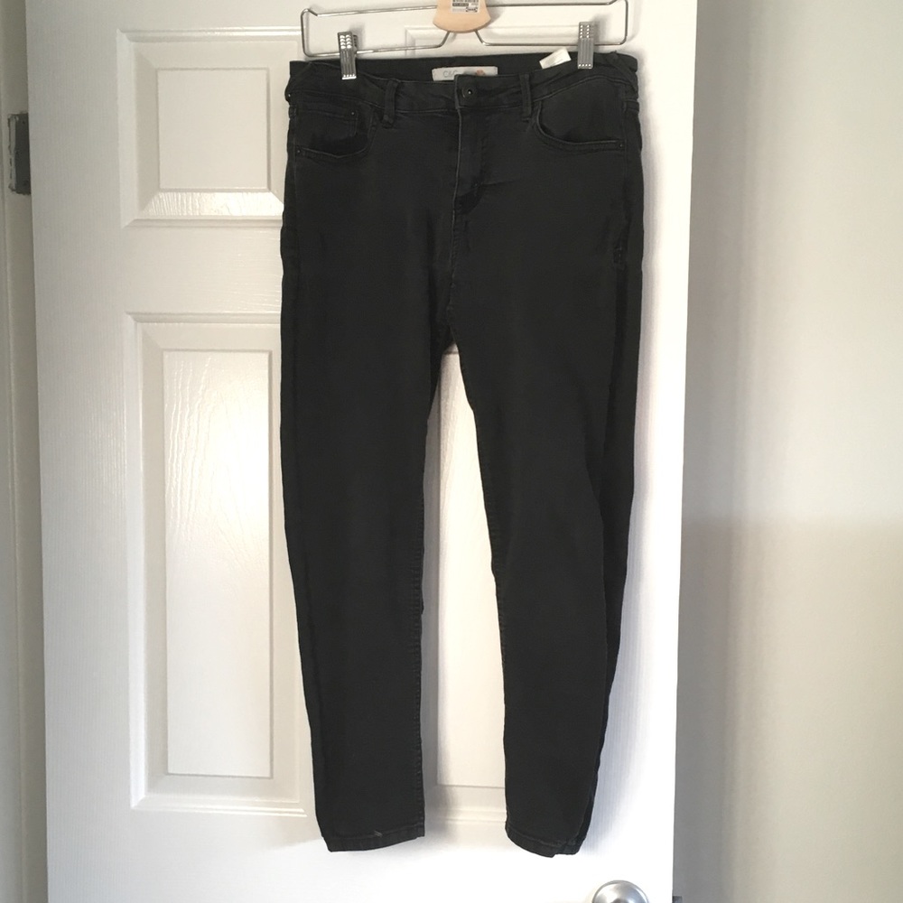 Black skinny jeans
